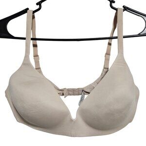Lightly Padded Nude Wireless Bra Size 38C Adjustable Straps No Wire